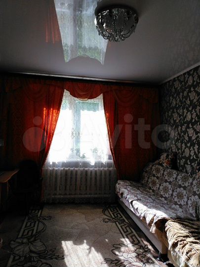 Комната 20 м² в 1-к., 1/2 эт.