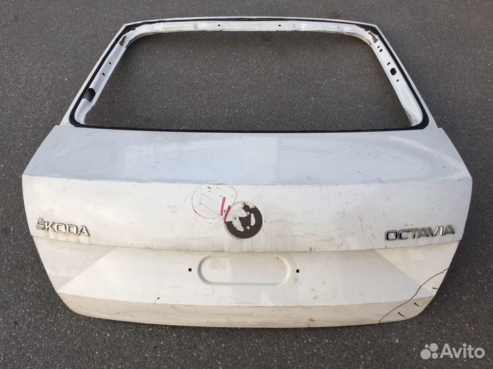 Крышка багажника Skoda Octavia 2013 белый