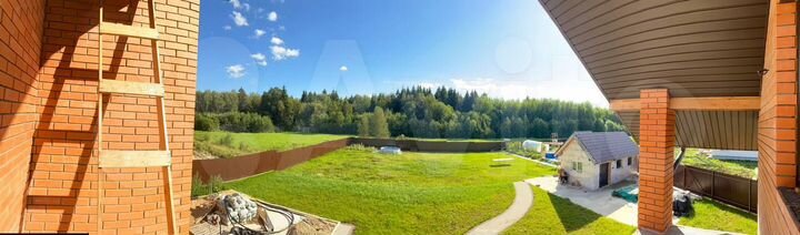 Коттедж 288 м² на участке 8 сот.