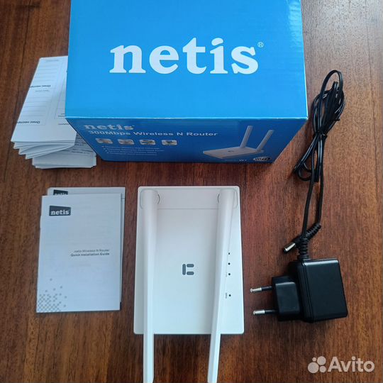 Wi-Fi роутер Netis W1