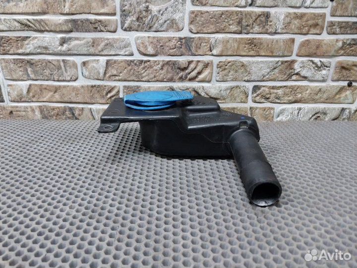 Горловина бачка стеклоомывателя Audi A5 8T 2012