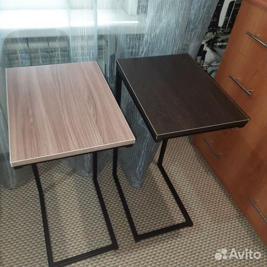 Прикроватный столик