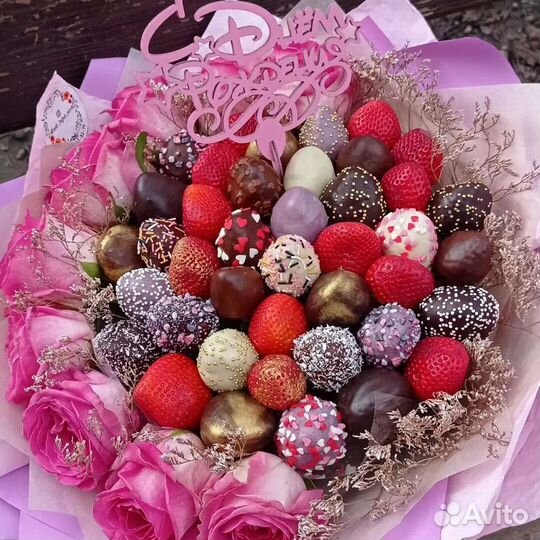 Съедобные букеты, клубника в шоколаде