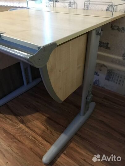 Растущая парта и растущий стул