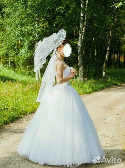 Свадебное платье