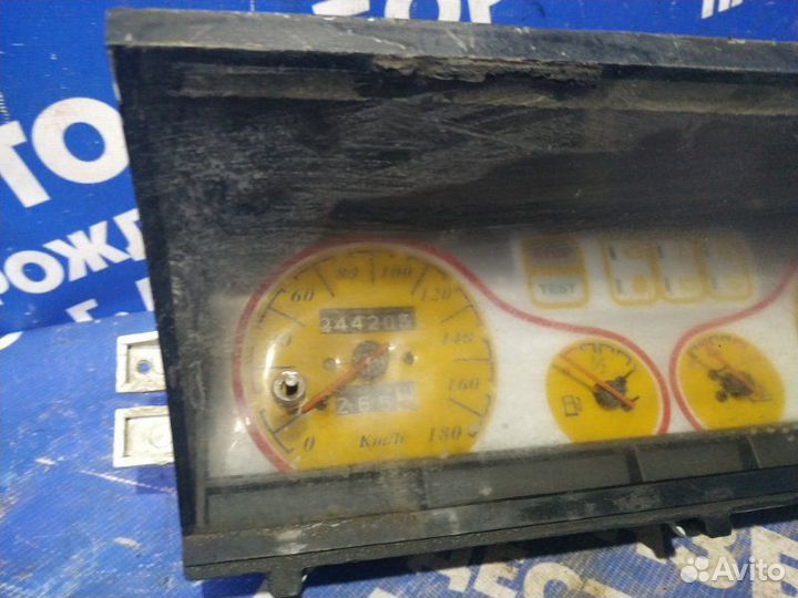 Панель приборов Ваз Лада 2109 хэтчбек 21083 2000