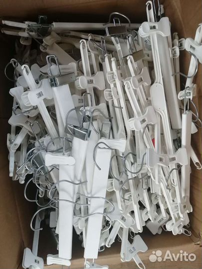 Вешалки плечики