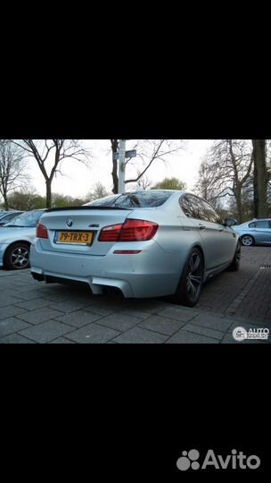 Спойлер на BMW F10 (M; Perfomance)