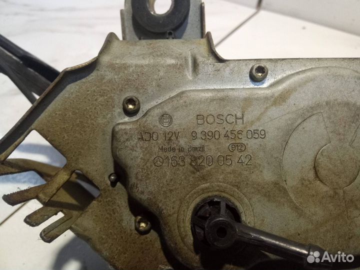 Моторчик заднего стеклоочистителя (дворника)