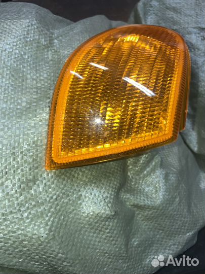 Поворотник ваз 2114