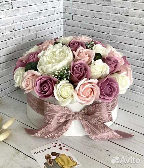 Мыльные цветы розы букеты из мыла в коробке