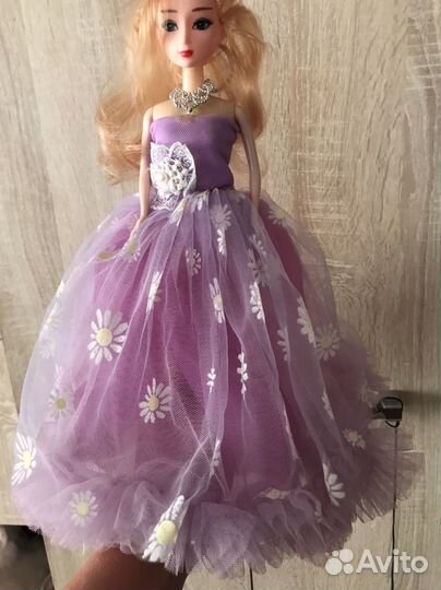 Кукла барби