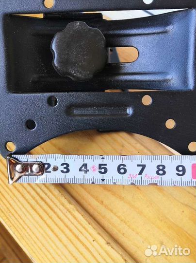 Настенный крепеж для телевизора