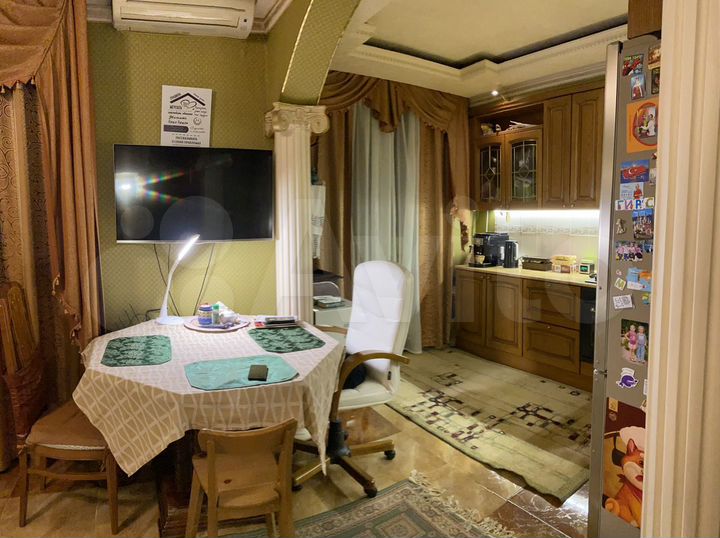 3-к. квартира, 110 м², 4/5 эт.