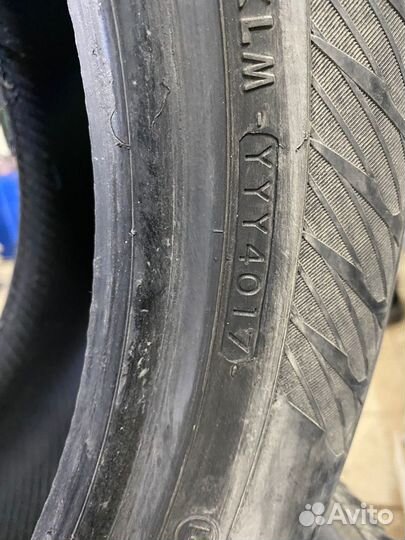 Yokohama Ice Guard IG65 215/55 R17
