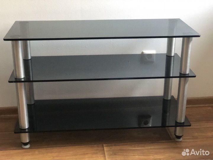 Стеклянная тумба под тв