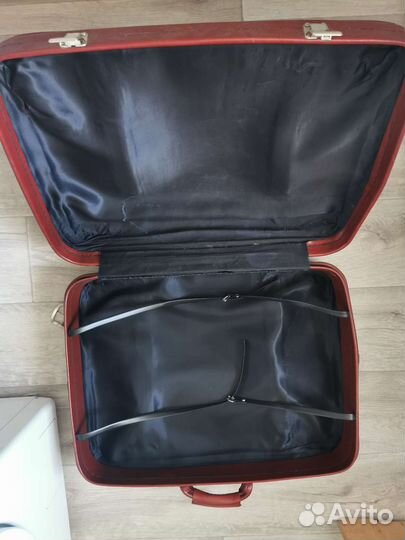 Чемодан времен СССР