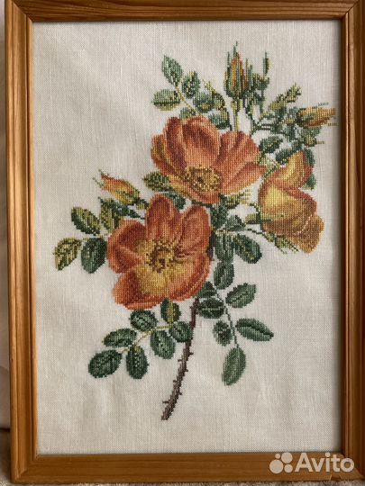 Готовая вышивка из Голландии, в раме под стеклом