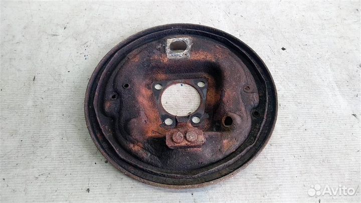 Защита колодок задняя правая Opel Astra G 98-05г