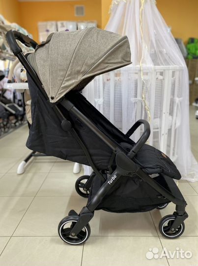 Коляска прогулочная Carrello Turbo