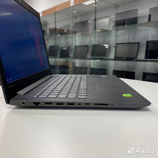 Игровой ноутбук Lenovo