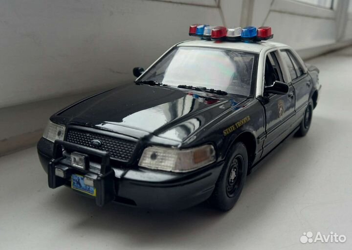Ford crown victoria 1/24