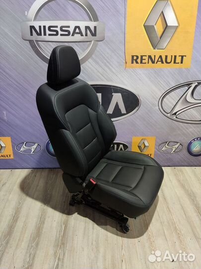 Сиденье кресло переднее Geely atlas Лев