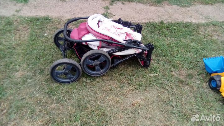 Детская коляска(зима-лето)