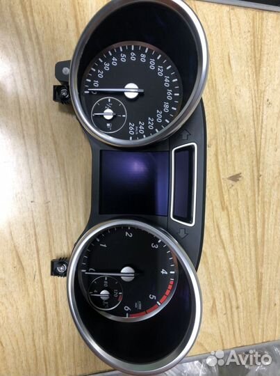 Щиток, панель приборов,W-166. Дизель