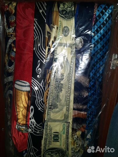 Колекция. Галстуки, класика, тематика