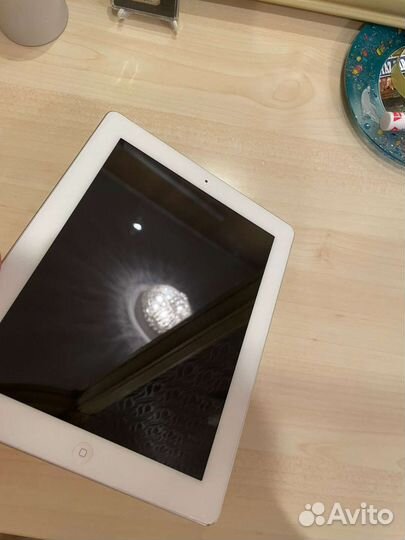 iPad 4 64gb cellular белый MD521E/A
