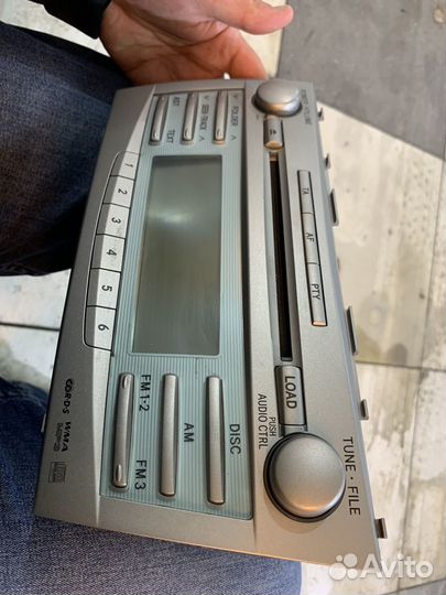 Магнитола toyota камри 40.оригинал