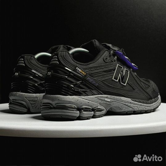 Кроссовки New Balance 1906R black