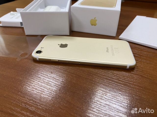 Apple iPhone 7 32Gb gold, RFB