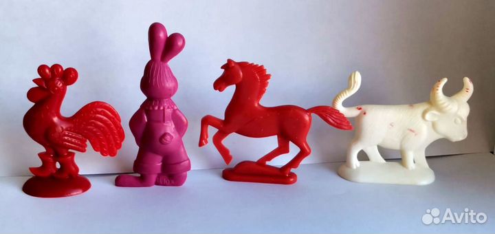 Игрушки колкий пластик СССР