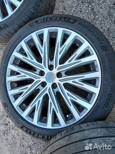 Audi A8 R20 оригинальные колеса 4N0601025M