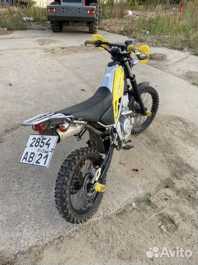 Yamaha tricker
