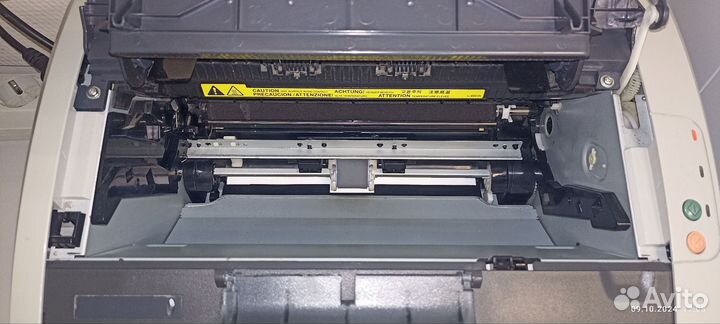 Продам принтер hp 1010