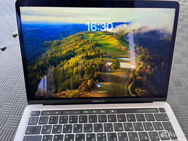 Macbook pro 13 2020 intel (i5 2,0/16Gb/500 SSD)