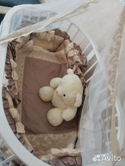 Кровать манеж овальная с маятником 7в 1