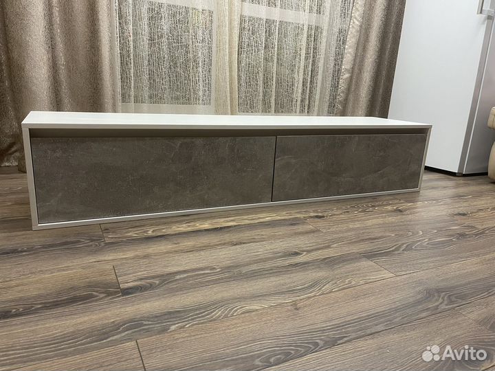 Полка настенная навесная