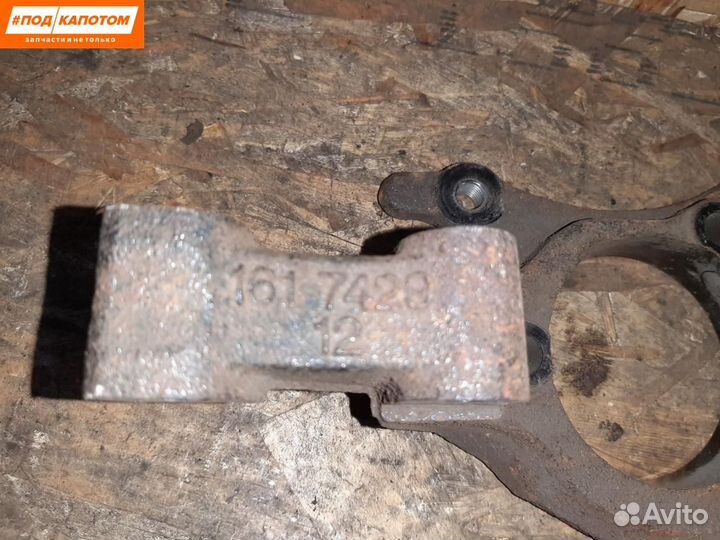 Кулак передний левый Opel Astra H (2004 - 2007)