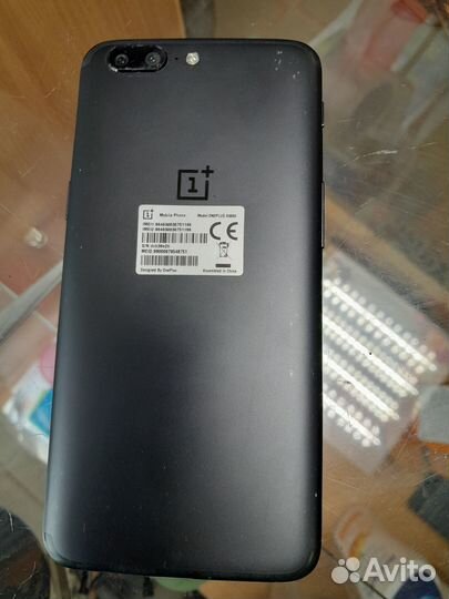 OnePlus 5, 6/64 ГБ