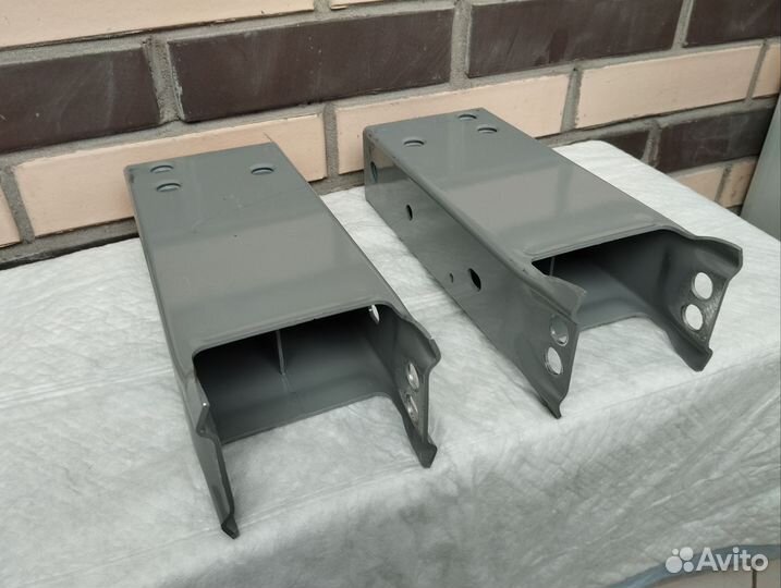 Кронштейн усилителя бампера Land Rover Range Rover