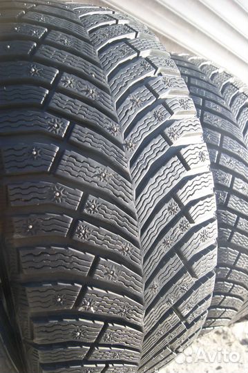 Michelin X-Ice North 4 235/55 R17