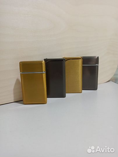 Газовая зажигалка цветное пламя