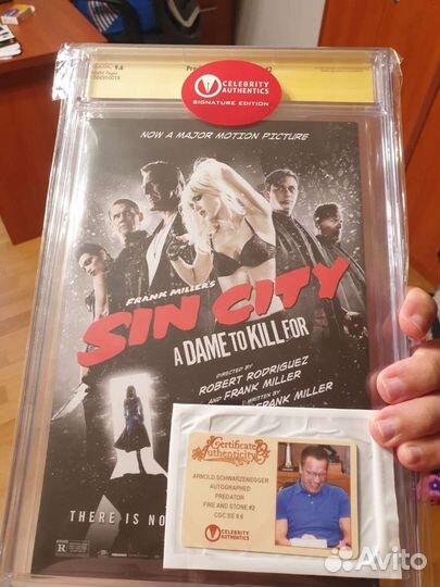 Комикс CGC Signature 9.6 Predator #2