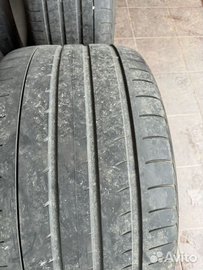 Yokohama Advan Sport V105 275/40 R21 и 315/35 R21