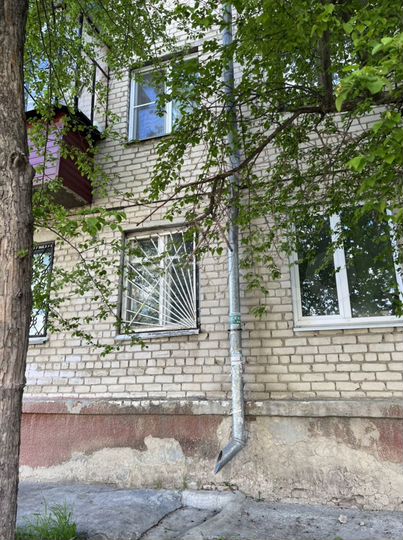 Комната 13 м² в 3-к., 1/4 эт.