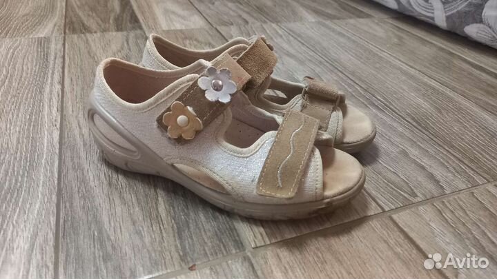 Босоножки для девочки 29 размер